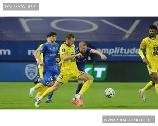 重庆足球队反击战术解析及其在比赛中的成败得失分析